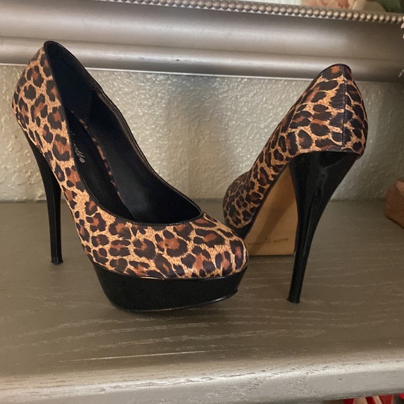 Shiny silk Leopard high heels shoes - Picture 2 of 4